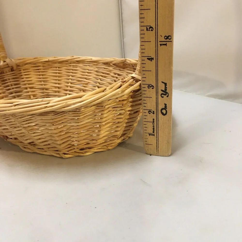 Wicker Gathering Basket Tan Woven Oval Gift Hamper Handle Easter Cottagecore